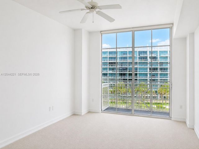 3001 NE 185th St 515, Aventura, FL 33180