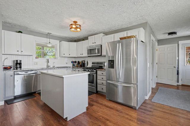 380 Birch, Schoolcraft Vllg, MI 49087