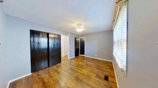 601 Topeka Court, Carol Stream, IL 60188
