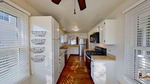 601 Topeka Court, Carol Stream, IL 60188