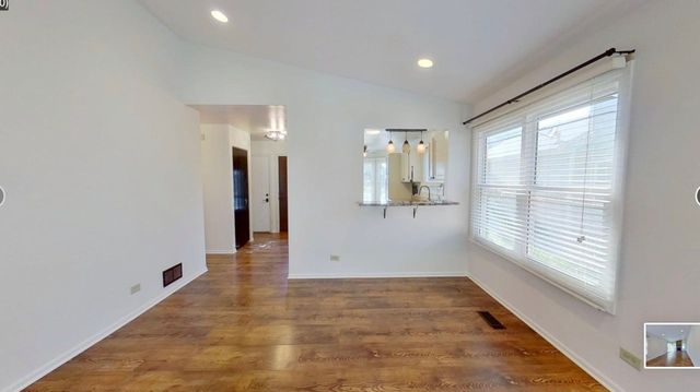 601 Topeka Court, Carol Stream, IL 60188