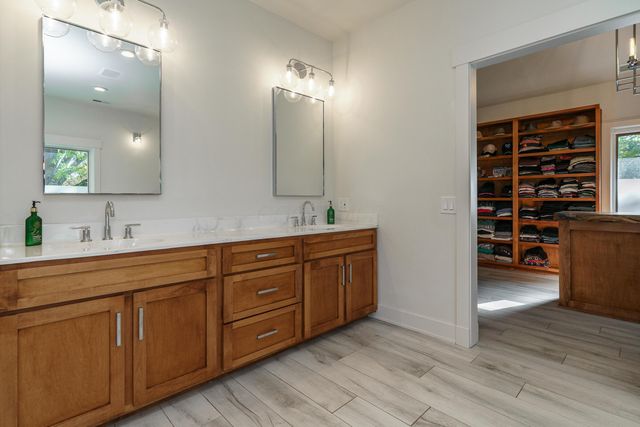 336 S Columbia Avenue, Columbus, OH 43209