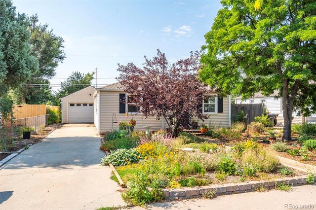 6840 Reno Drive, Arvada, CO 80002