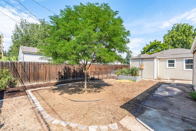 6840 Reno Drive, Arvada, CO 80002