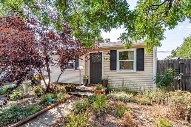 6840 Reno Drive, Arvada, CO 80002