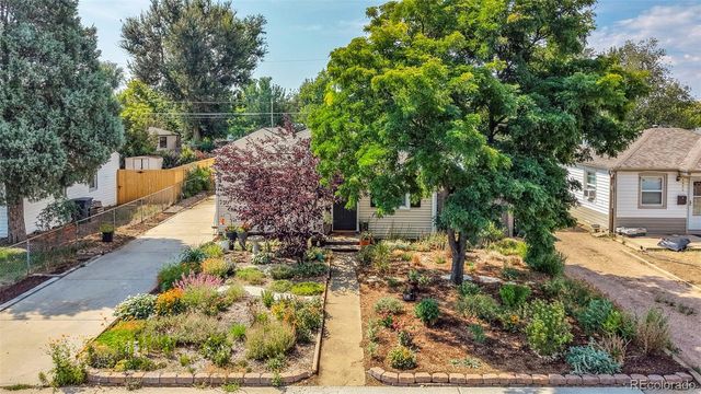 6840 Reno Drive, Arvada, CO 80002