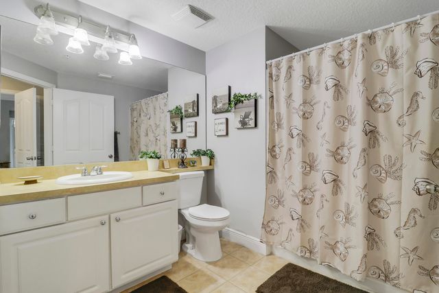 8303 MYRTLEWOOD Circle W, Palm Beach Gardens, FL 33418