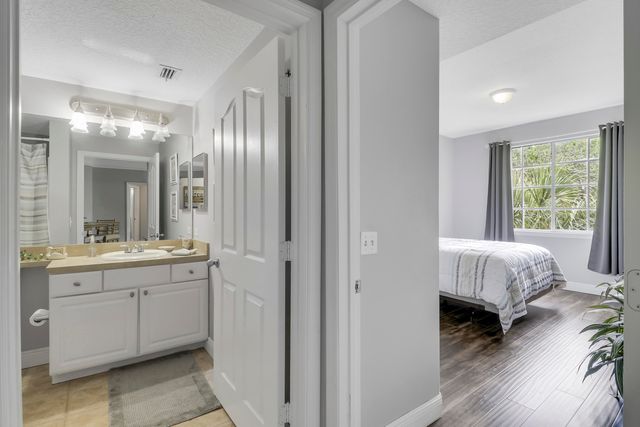 8303 MYRTLEWOOD Circle W, Palm Beach Gardens, FL 33418