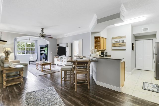 8303 MYRTLEWOOD Circle W, Palm Beach Gardens, FL 33418