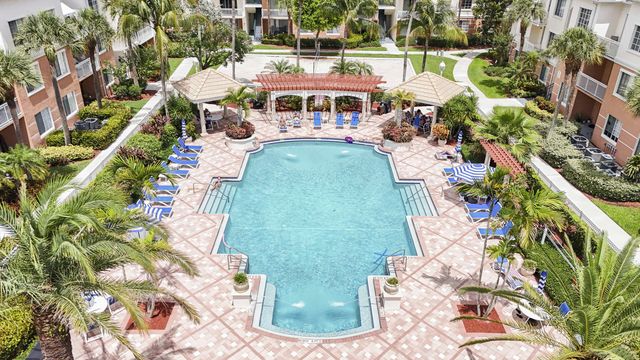 8303 MYRTLEWOOD Circle W, Palm Beach Gardens, FL 33418