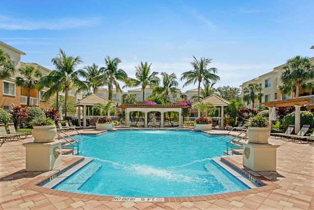 8303 MYRTLEWOOD Circle W, Palm Beach Gardens, FL 33418