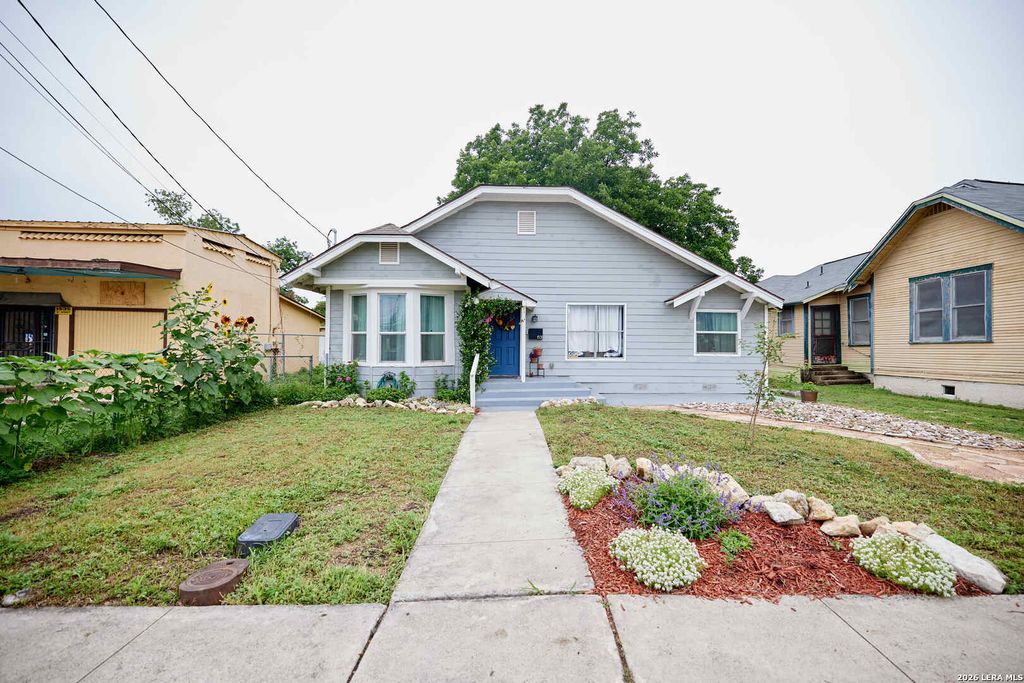1531 W SUMMIT AVE, San Antonio, TX 78201