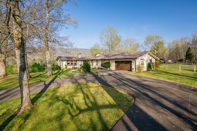 1254 Mountain Loop Road NW, Sugar Valley, GA 30746