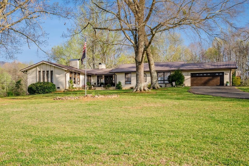 1254 Mountain Loop Road NW, Sugar Valley, GA 30746
