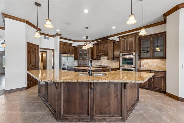 3516 NW 175th Street, Edmond, OK 73012