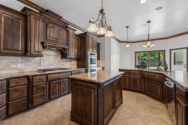 3516 NW 175th Street, Edmond, OK 73012