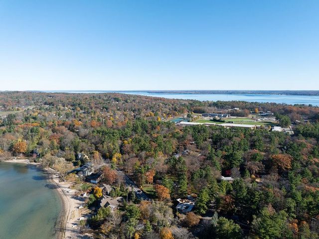 1242 Randall Court, Traverse City, MI 49686