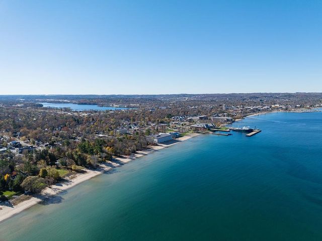 1242 Randall Court, Traverse City, MI 49686