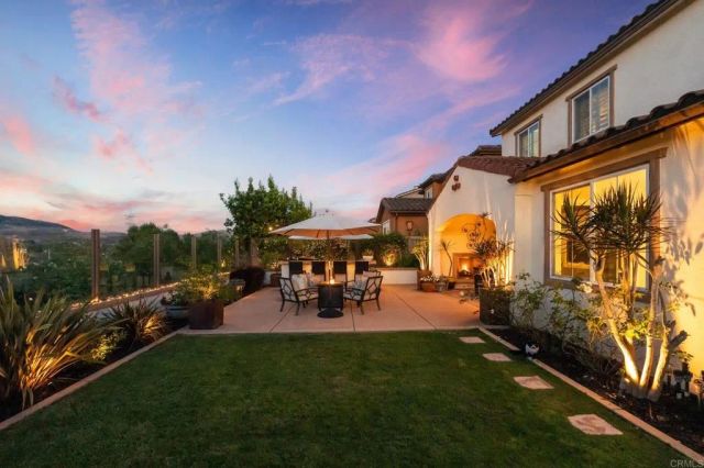 15864 Via Montenero, San Diego, CA 92127