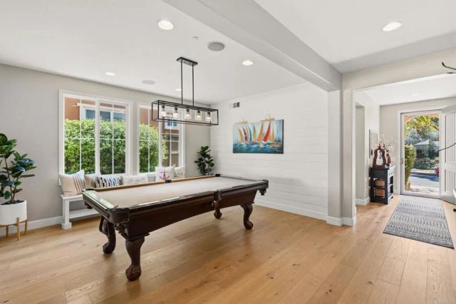 15864 Via Montenero, San Diego, CA 92127