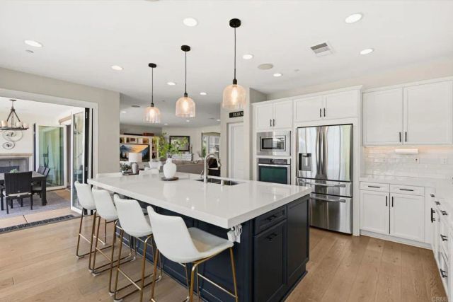 15864 Via Montenero, San Diego, CA 92127