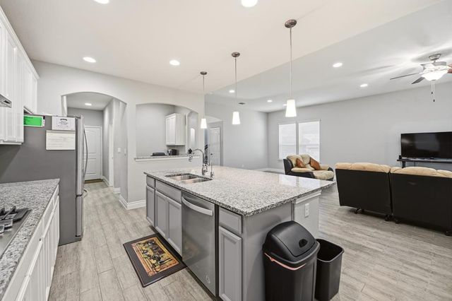 12272 Dusty Boots Rd, San Antonio, TX 78254