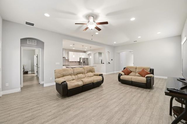 12272 Dusty Boots Rd, San Antonio, TX 78254