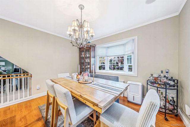 9 Cortelyou Street W, Huntington Station, NY 11746