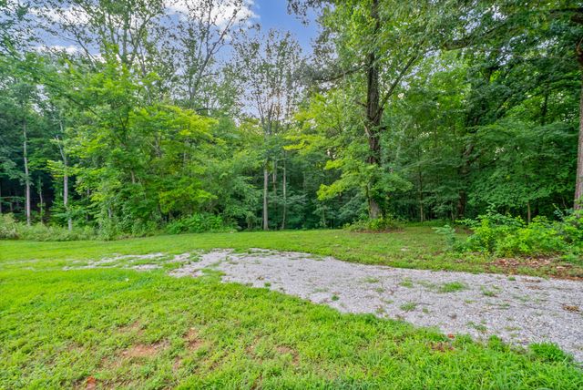 4151 Southside Rd, Southside, TN 37171