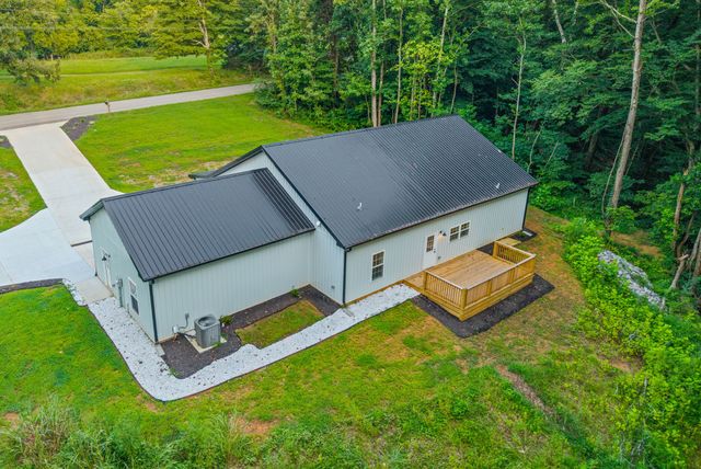 4151 Southside Rd, Southside, TN 37171