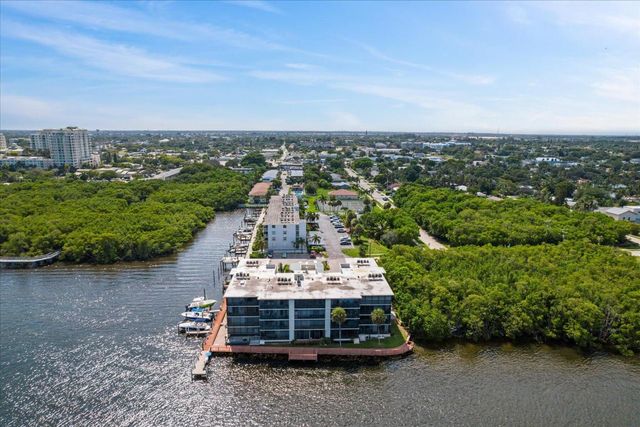 689 NE 6th Court 4010, Boynton Beach, FL 33435