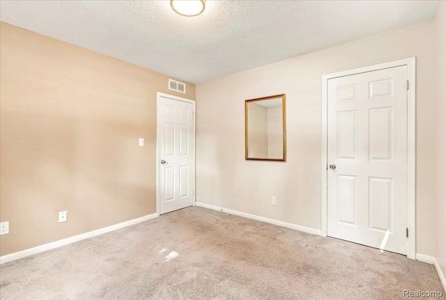 1482 Blossom Avenue, Ypsilanti Charter Township, MI 48198