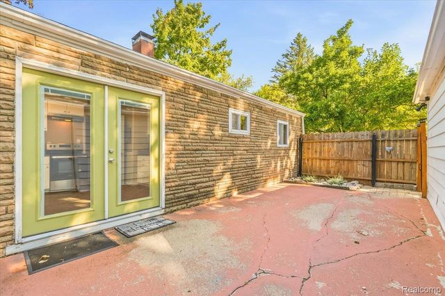 1482 Blossom Avenue, Ypsilanti Charter Township, MI 48198