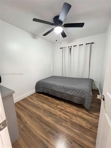 3221 NW 182nd St, Miami Gardens, FL 33056