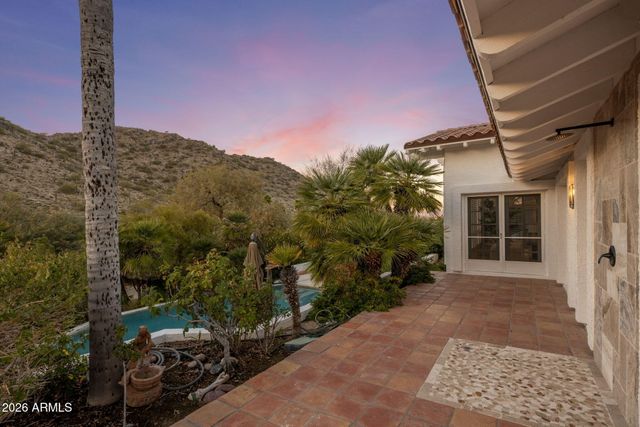 8955 N 45TH Street, Phoenix, AZ 85028