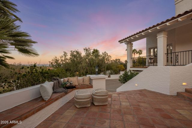 8955 N 45TH Street, Phoenix, AZ 85028