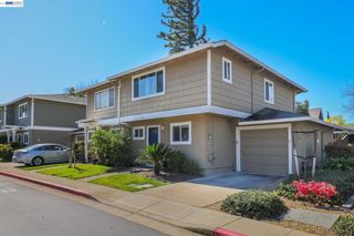 7584 7584 Silvertree Ln, Dublin, CA 94568