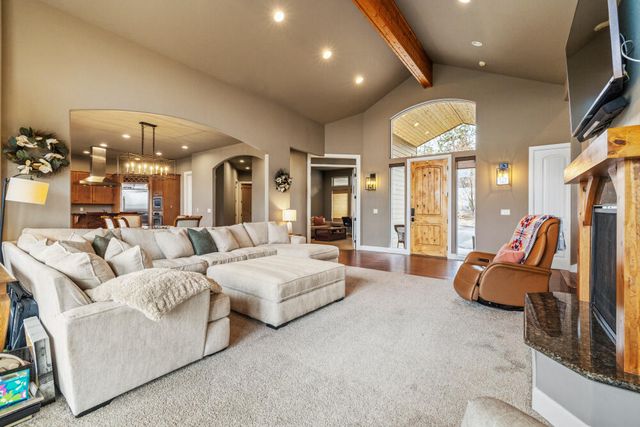 6447 Jake Road, Klamath Falls, OR 97601