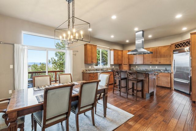 6447 Jake Road, Klamath Falls, OR 97601