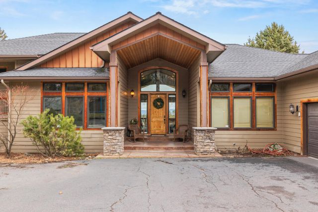 6447 Jake Road, Klamath Falls, OR 97601