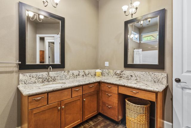 6447 Jake Road, Klamath Falls, OR 97601