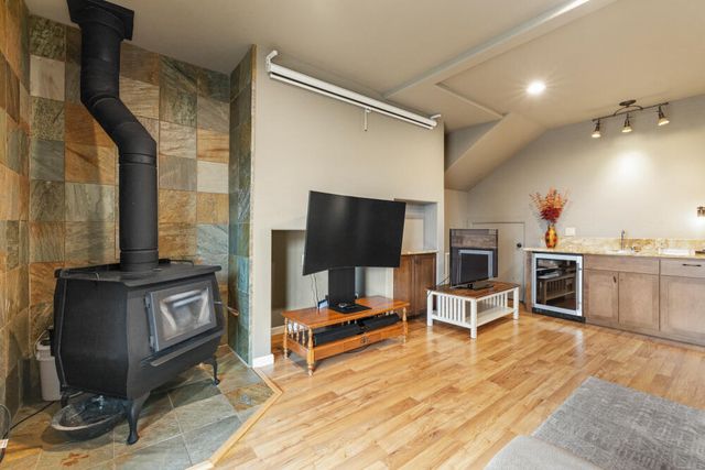 6447 Jake Road, Klamath Falls, OR 97601