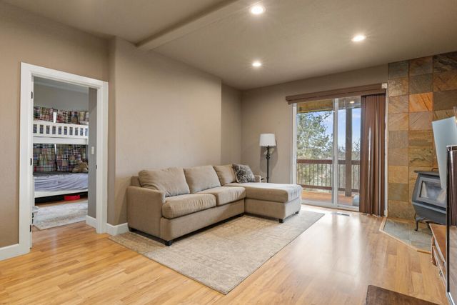 6447 Jake Road, Klamath Falls, OR 97601