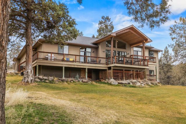 6447 Jake Road, Klamath Falls, OR 97601