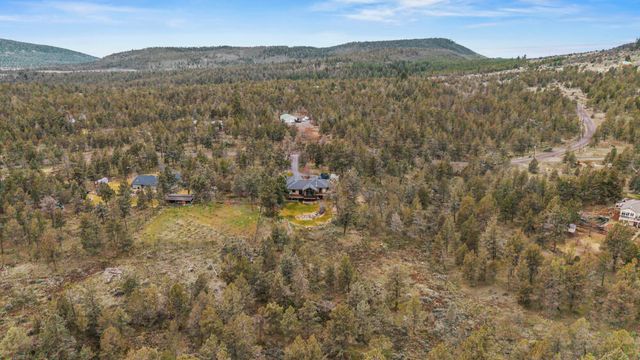 6447 Jake Road, Klamath Falls, OR 97601