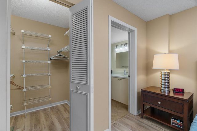 6515 Kensington Lane 201, Delray Beach, FL 33446