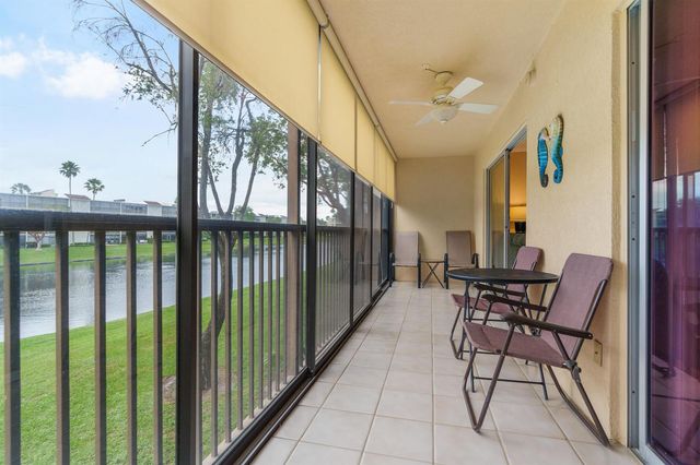 6515 Kensington Lane 201, Delray Beach, FL 33446
