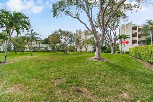 6515 Kensington Lane 201, Delray Beach, FL 33446