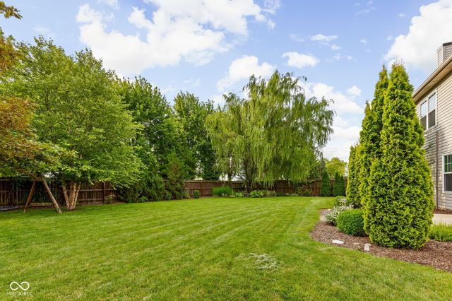 13 Somerset Circle, Brownsburg, IN 46112
