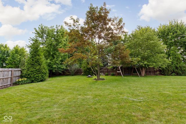 13 Somerset Circle, Brownsburg, IN 46112